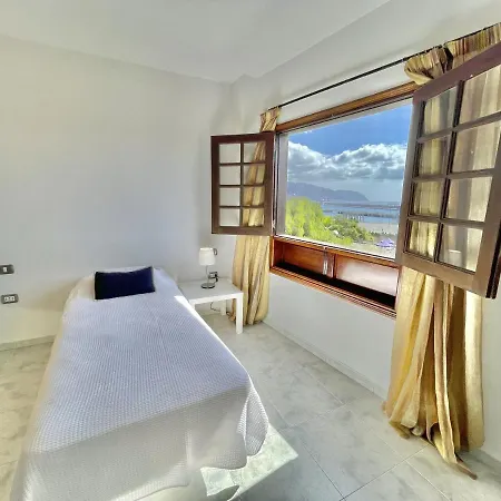 Casa Carla Апартаменты Санта-Крус-де-Тенерифе